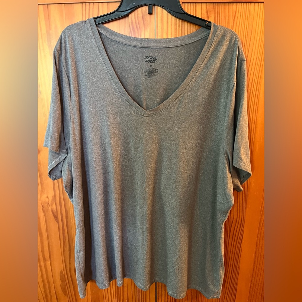 Zone Pro Charcoal V-Neck Short Sleeve Tee